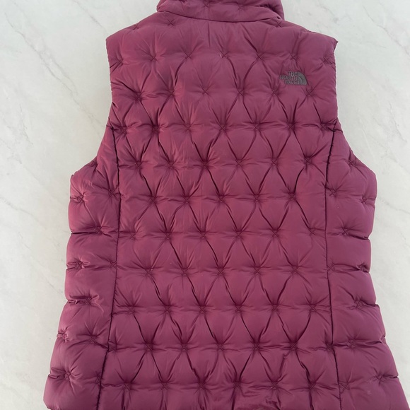 The North Face Maroon Quilted Vest - Picture 2 of 4